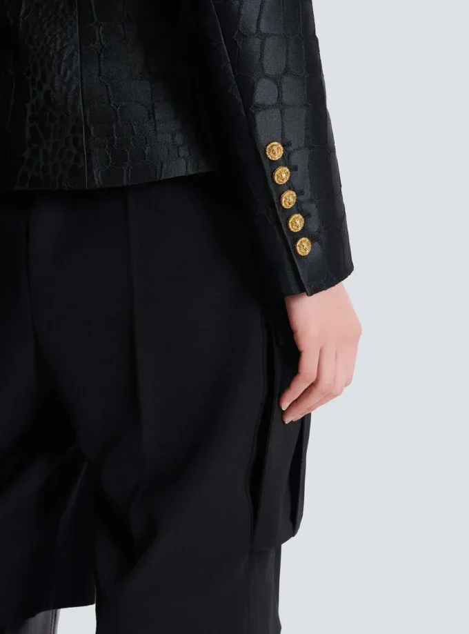 6-buttons jacket in crocodile jacquard