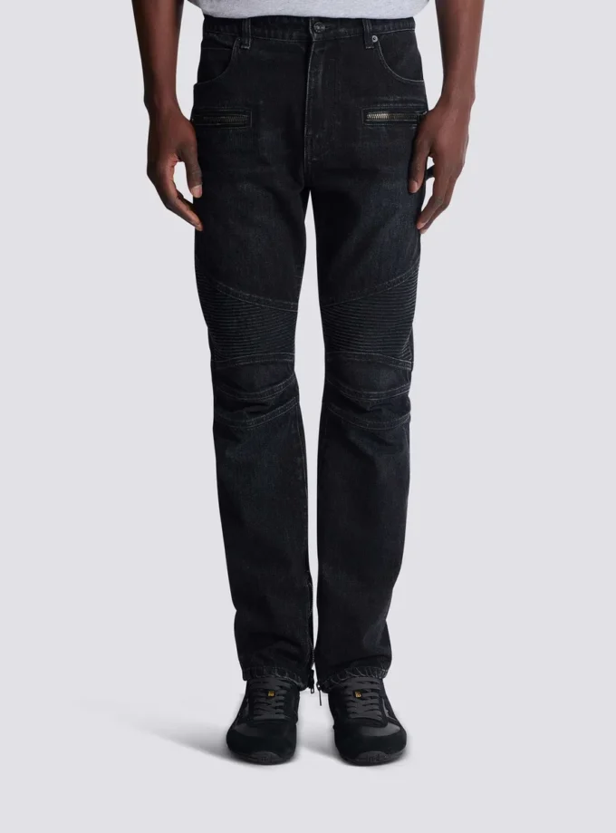 Biker jeans in black vintage denim Biker jeans in black vintage denim