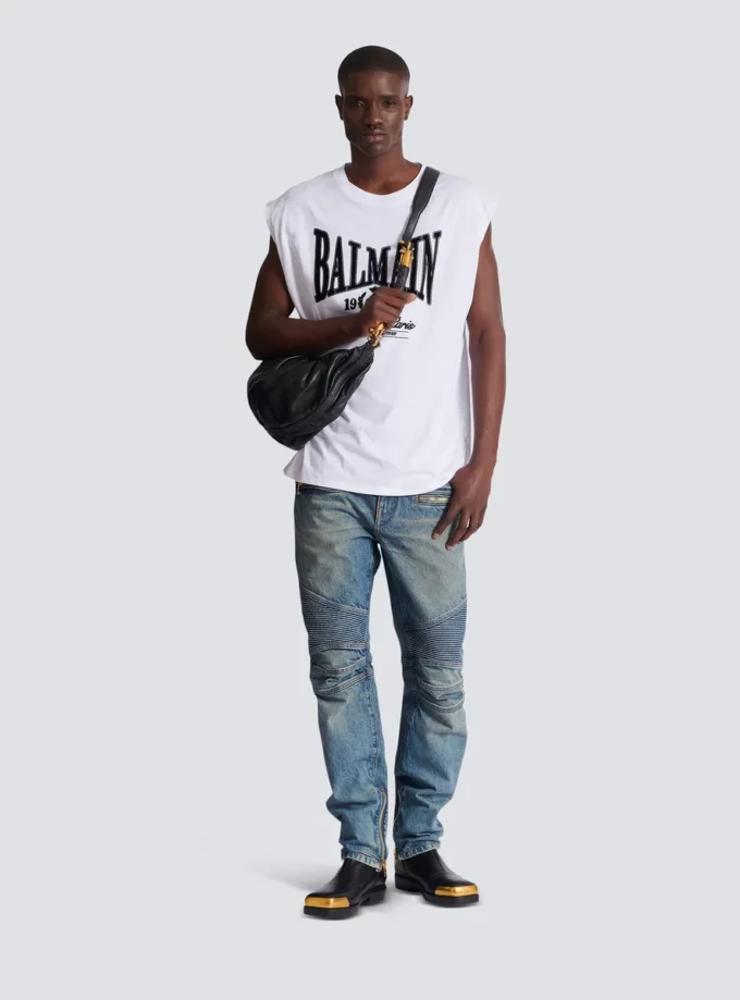 Biker jeans in vintage denim Biker jeans in vintage denim