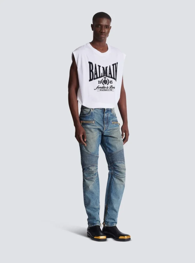 Biker jeans in vintage denim Biker jeans in vintage denim