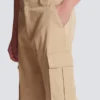 Cotton canvas cargo Bermuda shorts Cotton canvas cargo Bermuda shorts