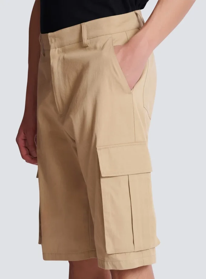 Cotton canvas cargo Bermuda shorts Cotton canvas cargo Bermuda shorts