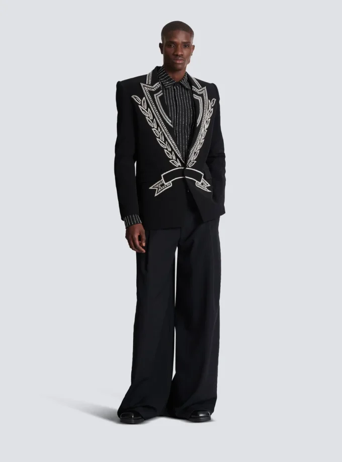 Crepe 1-button jacket with crystals Crepe 1-button jacket with crystals