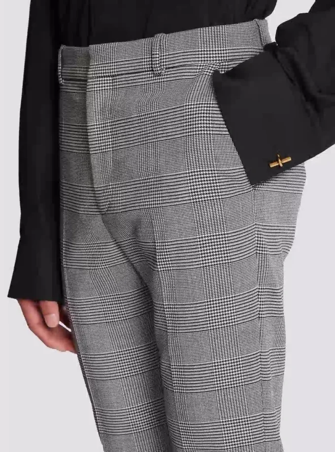 Darted trousers in Prince of Wales wool Darted trousers in Prince of Wales wool