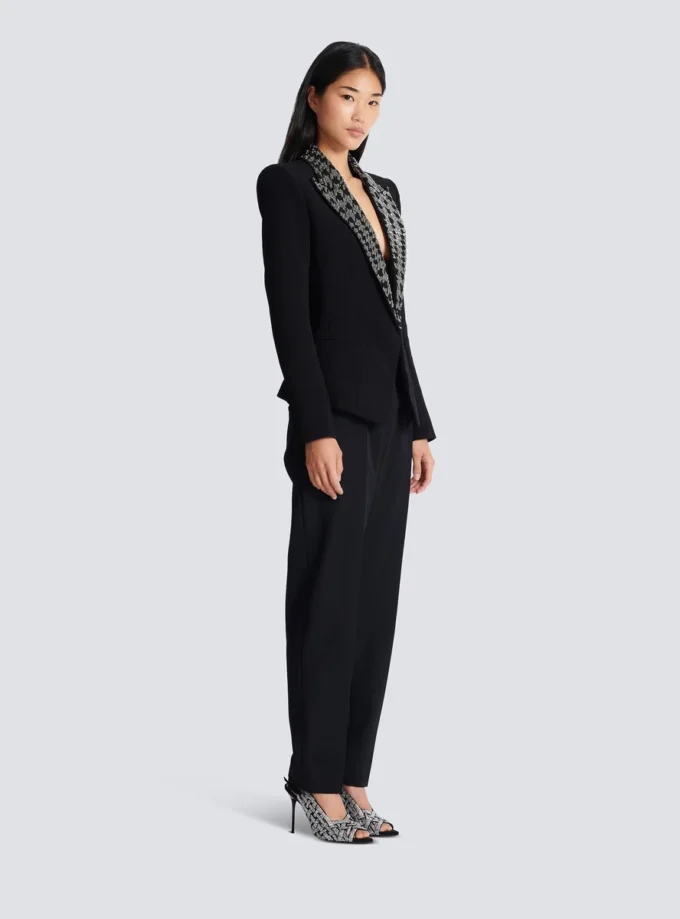 Embroidered 6-buttons jacket