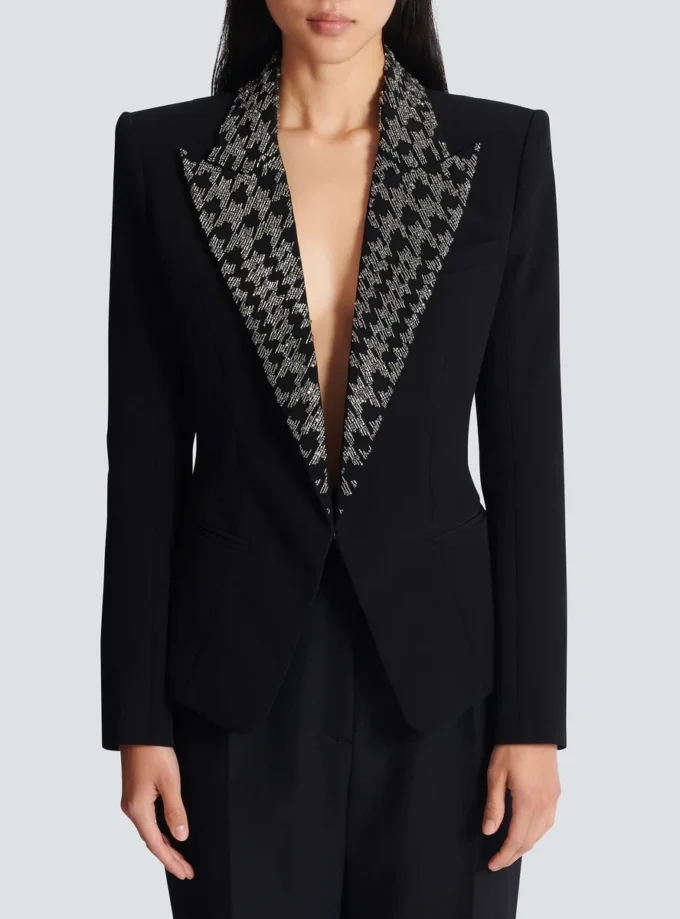 Embroidered 6-buttons jacket