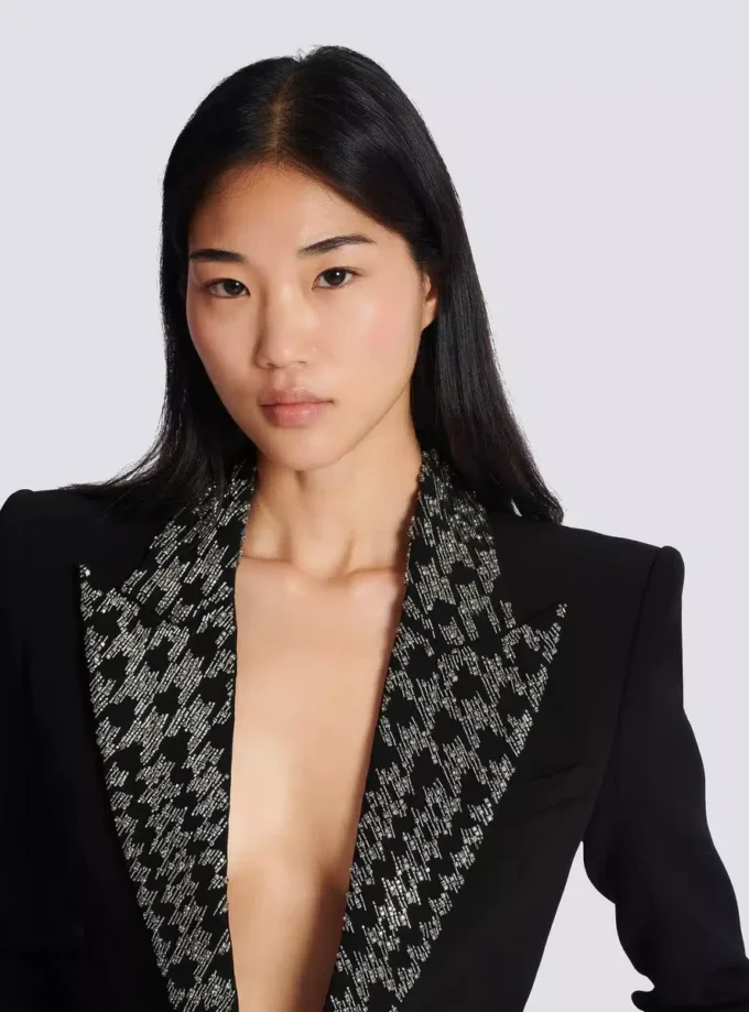 Embroidered 6-buttons jacket