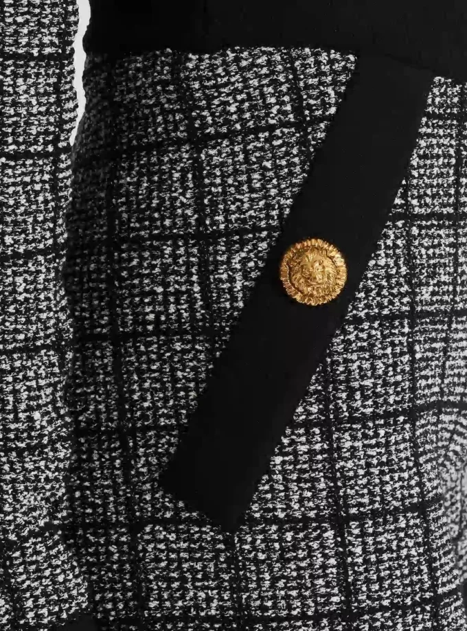 Light tweed shorts