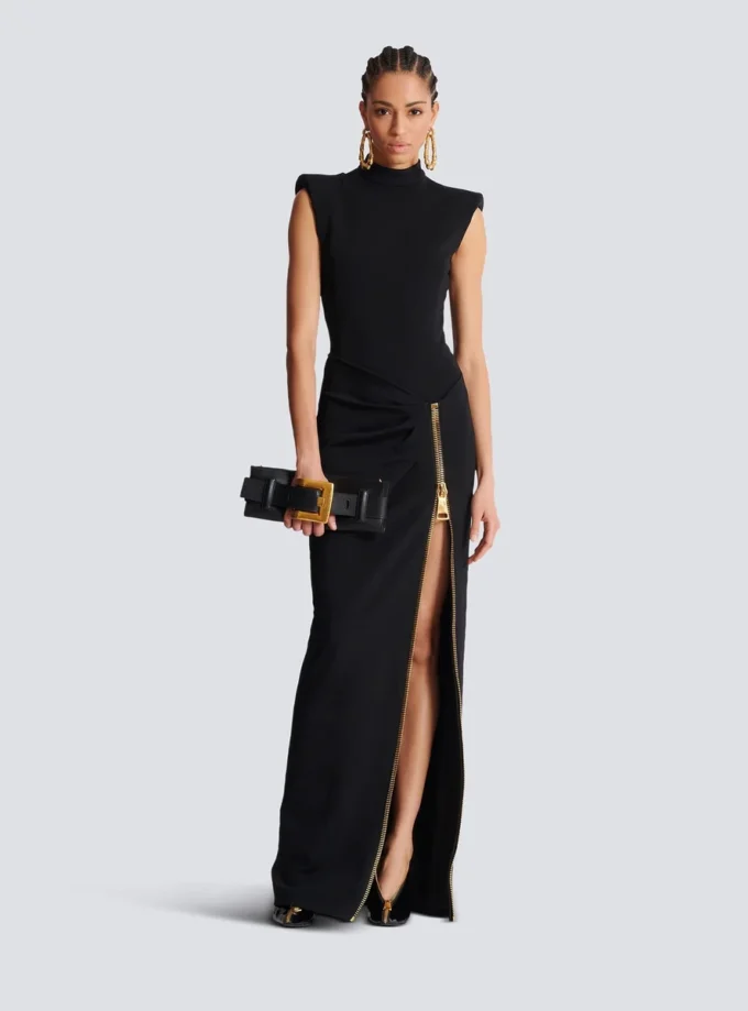 Long jersey dress with leg slit Long jersey dress with leg slit