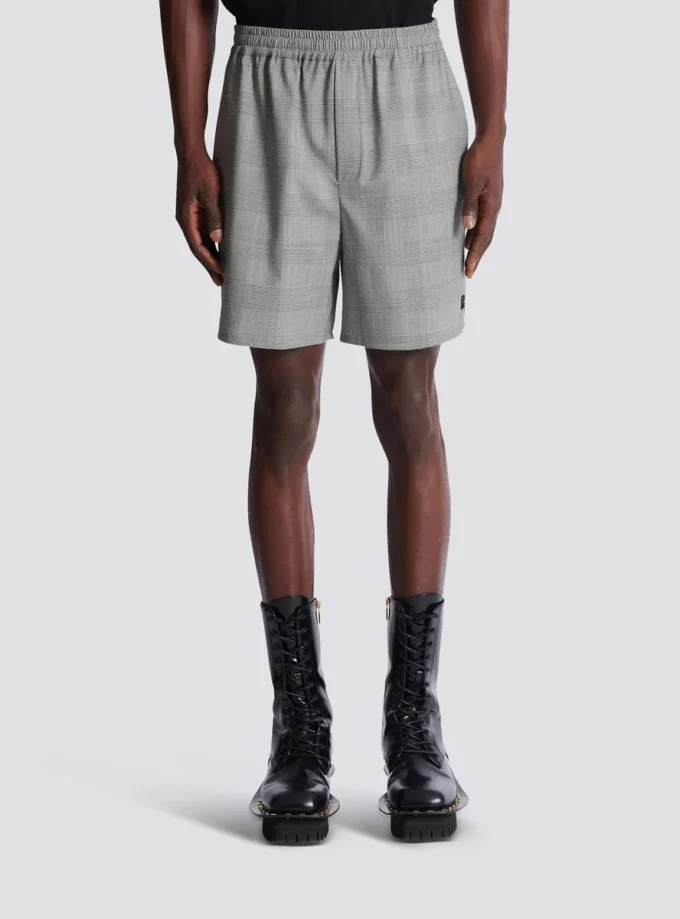Relaxed shorts in Prince of Wales satin Relaxed shorts in Prince of Wales satin