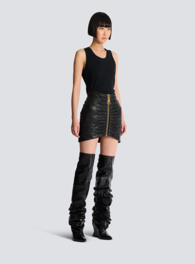Short pleated lambskin skirt