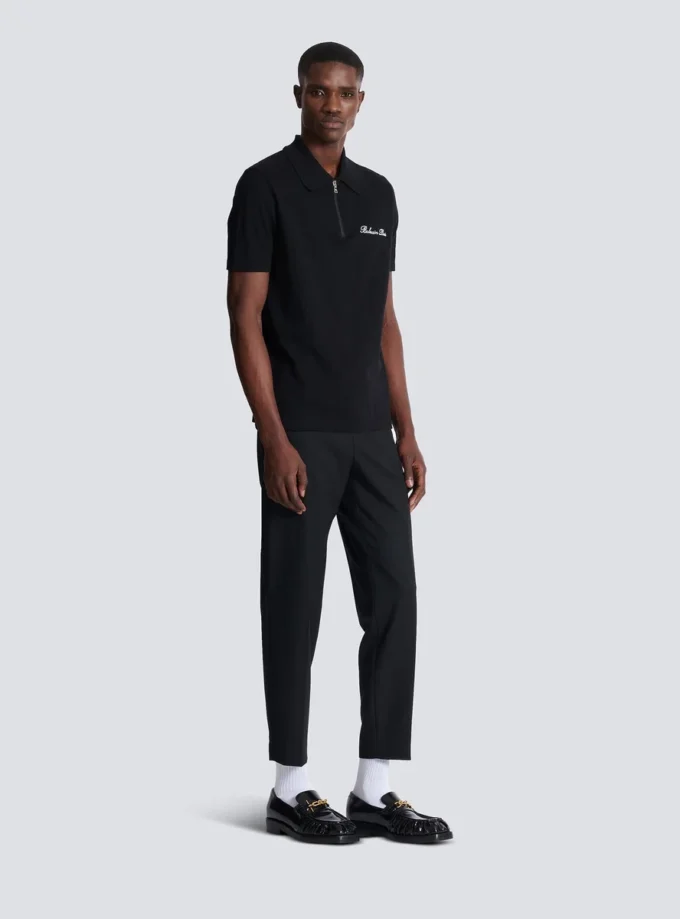 Short-sleeved polo shirt with embroidery