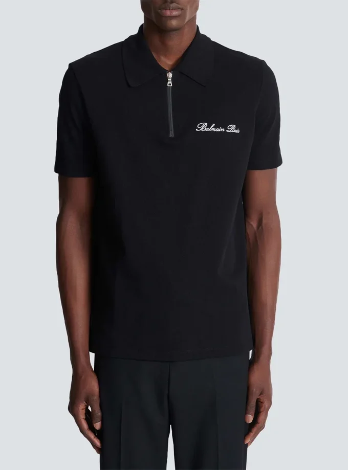 Short-sleeved polo shirt with embroidery