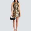 Short sleeveless dress with plaid embroidery Short sleeveless dress with plaid embroidery