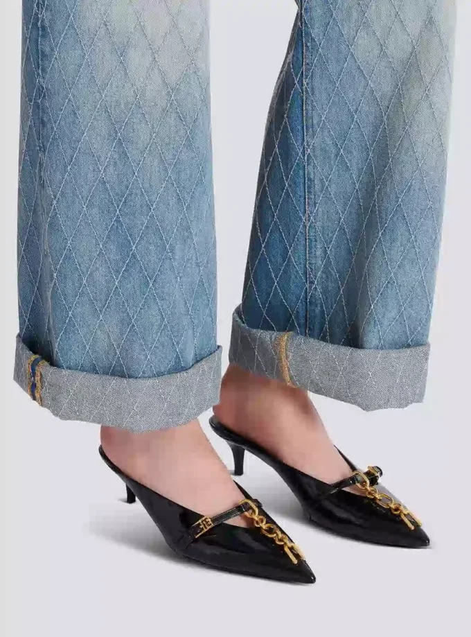 Sync patent leather mules with pointed toe