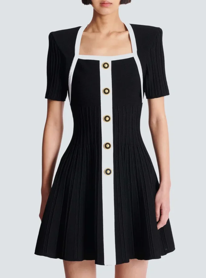 Two-tone A-line knit dress
